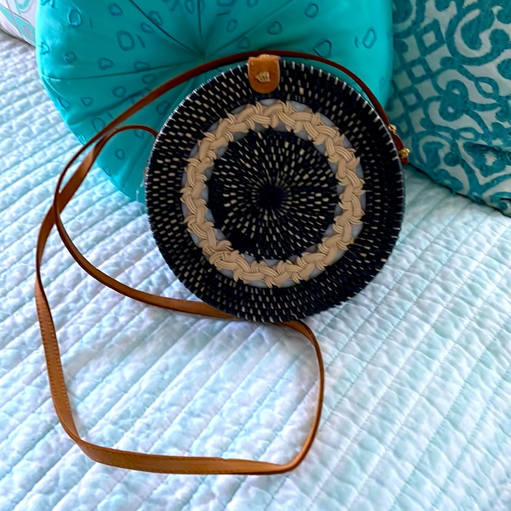 NWT Rattan weaved beautiful purse.